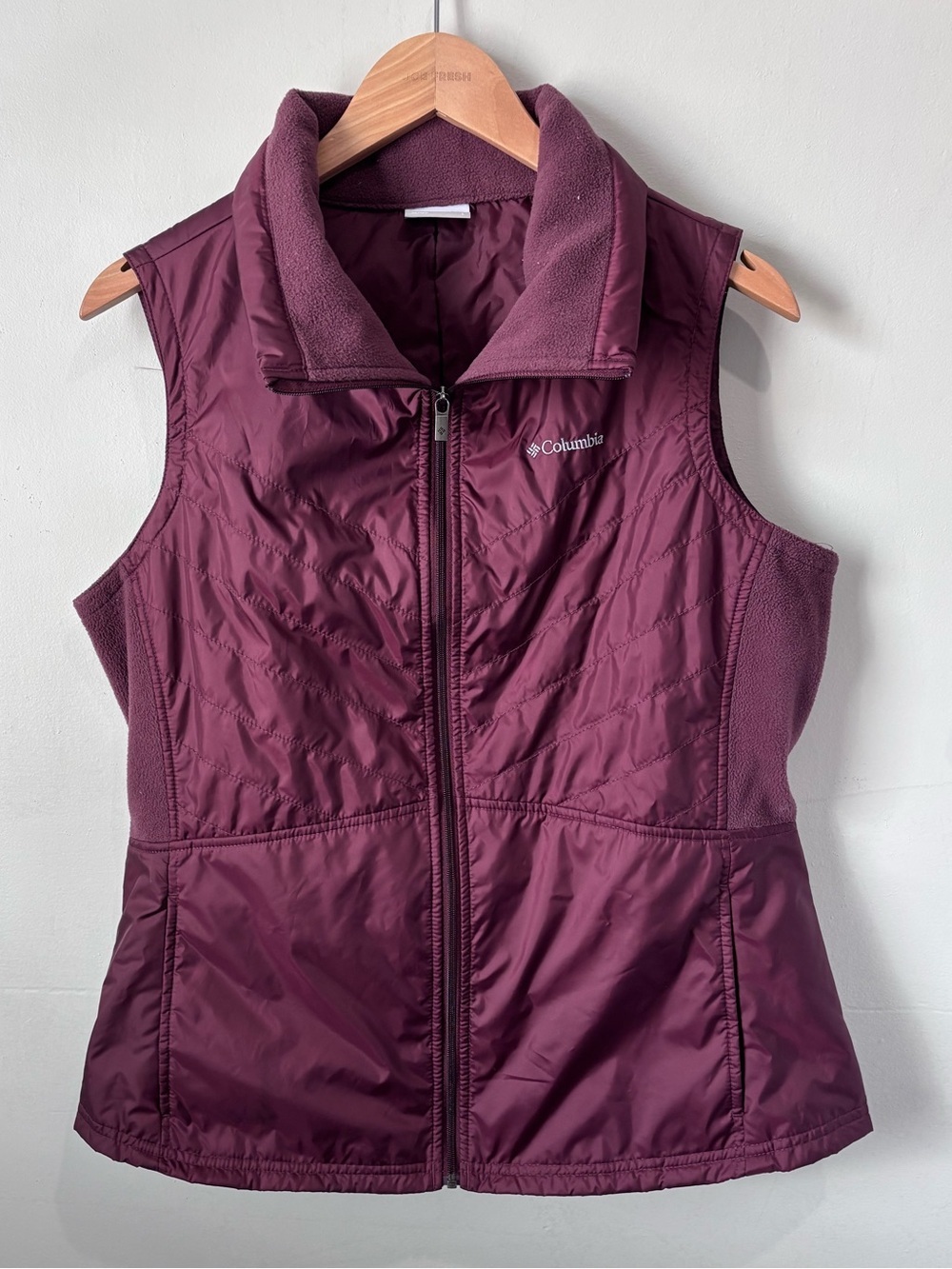 Columbia Quilted Hybrid Fleece-Panel Vest | Burgundy Plum | Size L
